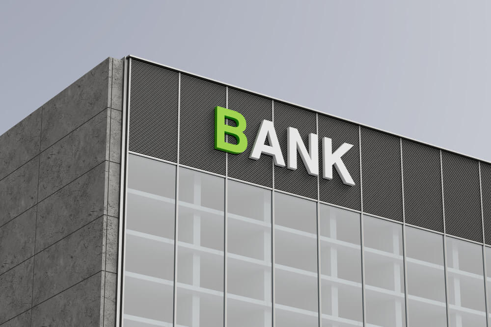 Banking & Finance